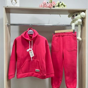 в наличии двойки  Размеры 36 38 40 42 Ткань трехнитка