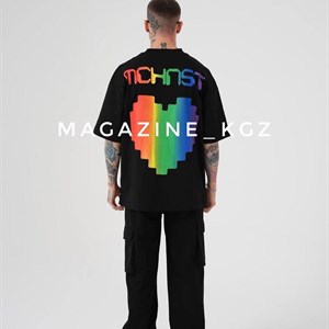 Здравствуйте Вы можете заказать у нас уличную одежду