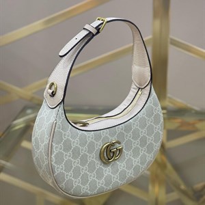 New стильная сумка в наличии  качество люкс Имеется