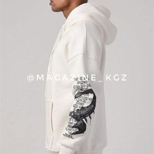 Здравствуйте Вы можете заказать у нас уличную одежду