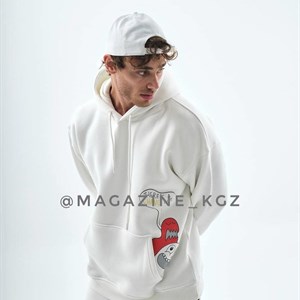 Здравствуйте Вы можете заказать у нас уличную одежду