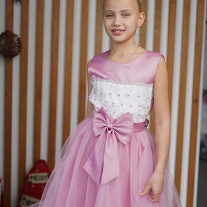 Новый год близко Все мы с радостью готовимся к празднику