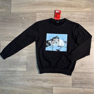 На рынке более 10 лет Оптовые и розничные продажи