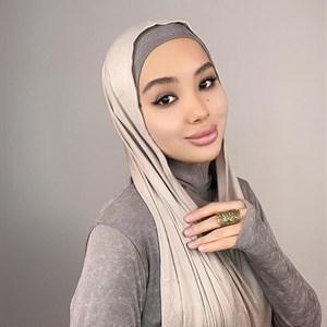 New Model лонгслив с пришитой балаклавой на замочке