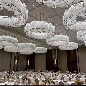 На заказ дизайнерские люстры для ресторанов кафе и