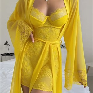 Нежные атласные халаты для домашнего уюта | Брендовые женские халаты оптом