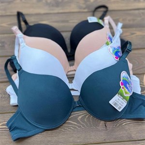 Кыргызстан Бишкек Рынок Кербен Дордой Нижнее белье