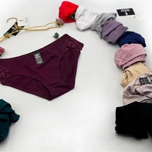 Кыргызстан Бишкек Рынок Кербен Дордой Нижнее белье