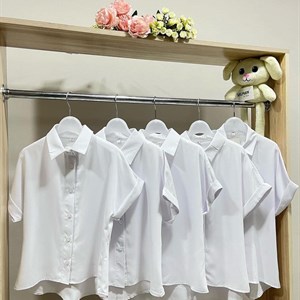 В наличии блузки  Размеры 34 36 38 40 42 Ткань дубайский