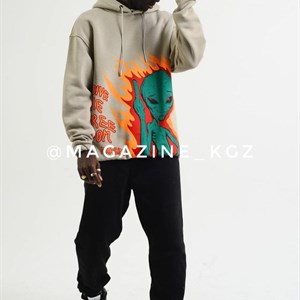 Здравствуйте Вы можете заказать у нас уличную одежду