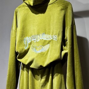 KAPSULA_BRAND — офлайн-магазин на рынке Дордой