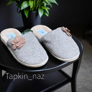  Более 20ти лет занимаемся продажами домашних тапочек