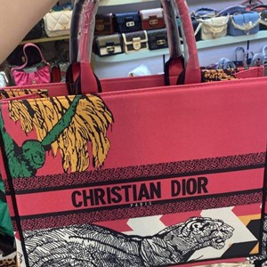 ВСЁ В НАЛИЧИИ             ЛИСТАЙТЕ ДЕВОЧКИ ТУРЦИЯ