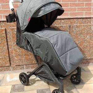 Коляска чемодан Компактная легкая модель Осталась