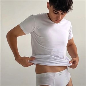 Футболка 1300 сом 20 1040 сом Трусы 550 сом 20 440