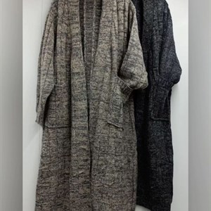 Модель 3818 Шерстяной кардиган в четырех цветах в