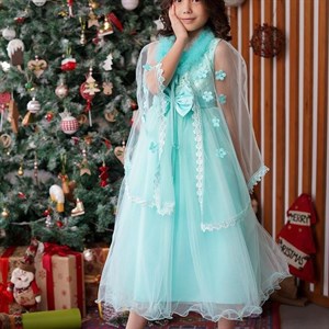 Новый год близко Все мы с радостью готовимся к празднику