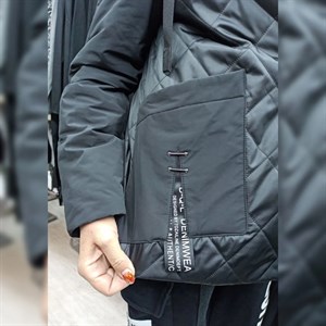 Модель Куртка Осень Наполнитель Тинсулейт Цвет черный