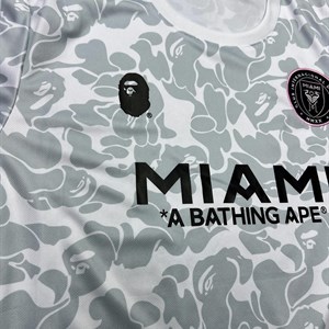 Купите стильную футболку Inter Miami – идеальный выбор для любого случая!