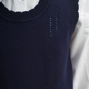 Стильные и модные школьные жилеты для девочек и подростков