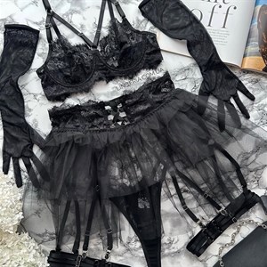 Оптовые пижамы и нижнее белье от производителя