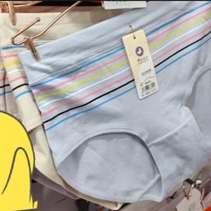 Кыргызстан Бишкек Рынок Кербен Дордой Нижнее белье