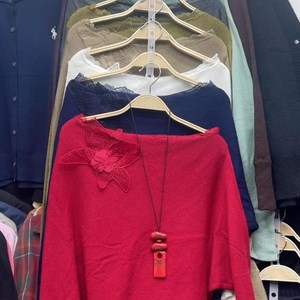 Новогодние скидки на женские кофточки – только 500 сом!