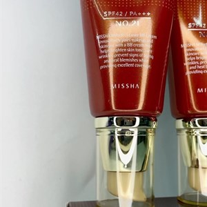 Снова в наличии   Многофункциональный ББ крем подходит