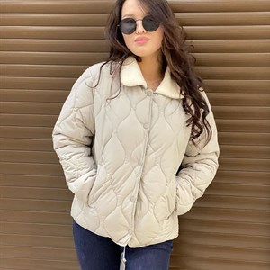 У нас вы найдете большой выбор разных курточек и пальто