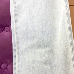 Джинсы шикарного качества    2800с  размер S M L XL