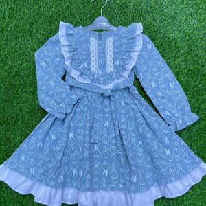 Красивое нарядное и в тоже время вполне повседневное