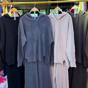 Расцветки женской одежды — актуальные варианты | Aika Collection