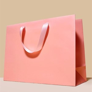 Качественные горизонтальные картонные пакеты для вашего бизнеса