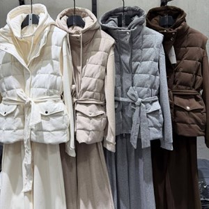 Женская одежда KAPSULA_BRAND размеров M и L в Бишкеке