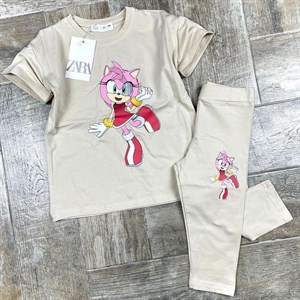 Любимая ZARA Успейте заказать Количество ограничено