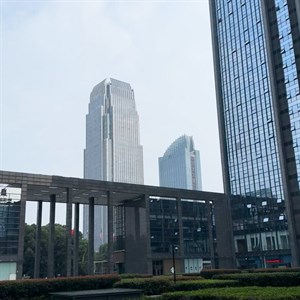 В Гуанчжоу мы погрузились в мир моды и тканей   Мы