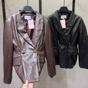 Женская одежда размера M–L за 1000 сом — KAPSULA BRAND