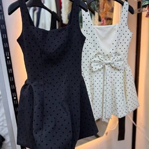 KAPSULA_BRAND — женская одежда на рынке Дордой в Бишкеке