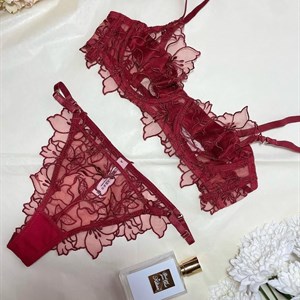 Купить красивый комплект нижнего белья в Бишкеке - Оптом и в розницу