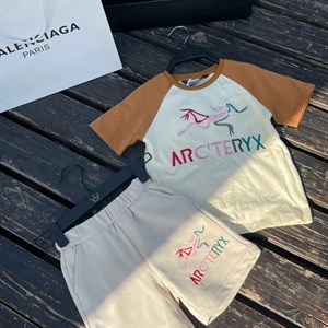 Комплект в цвете Айвори   Стоит 3200 Размеры 100 160