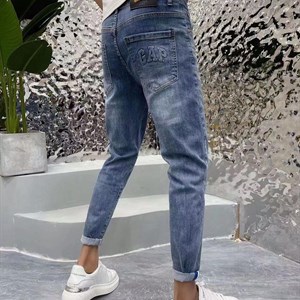 Мужские джинсы оптом Большой ассортимент товара в