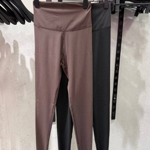 Женская одежда размеров M, L и XL — KAPSULA_BRAND