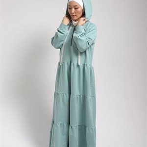 Ярусные платья с капюшоном на груди рабочий замок