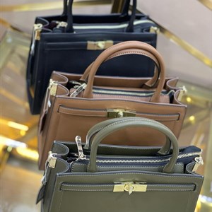 New кожаные сумки в наличии  качество люкс имеются