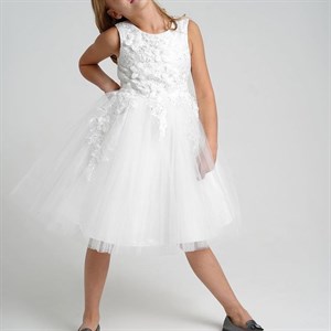 Новый год близко Все мы с радостью готовимся к празднику