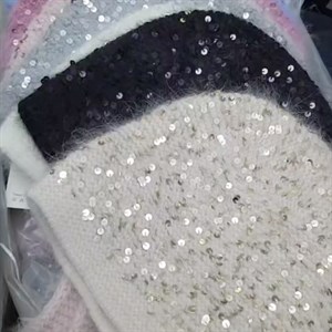 Новинки шапочек с козырьком и на завязках в Бишкеке