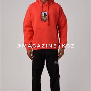 Здравствуйте Вы можете заказать у нас уличную одежду