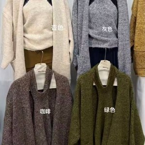 Расцветки женской одежды — стильные модели Aika Collection
