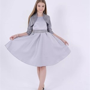      Простое милое платье на любое мероприятие  