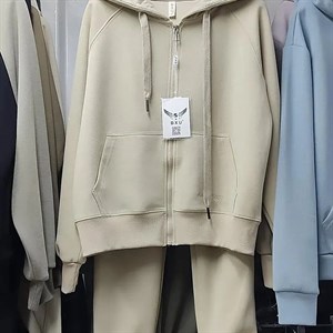 Получили новинки спортивные костюмы Гладкий трикотаж